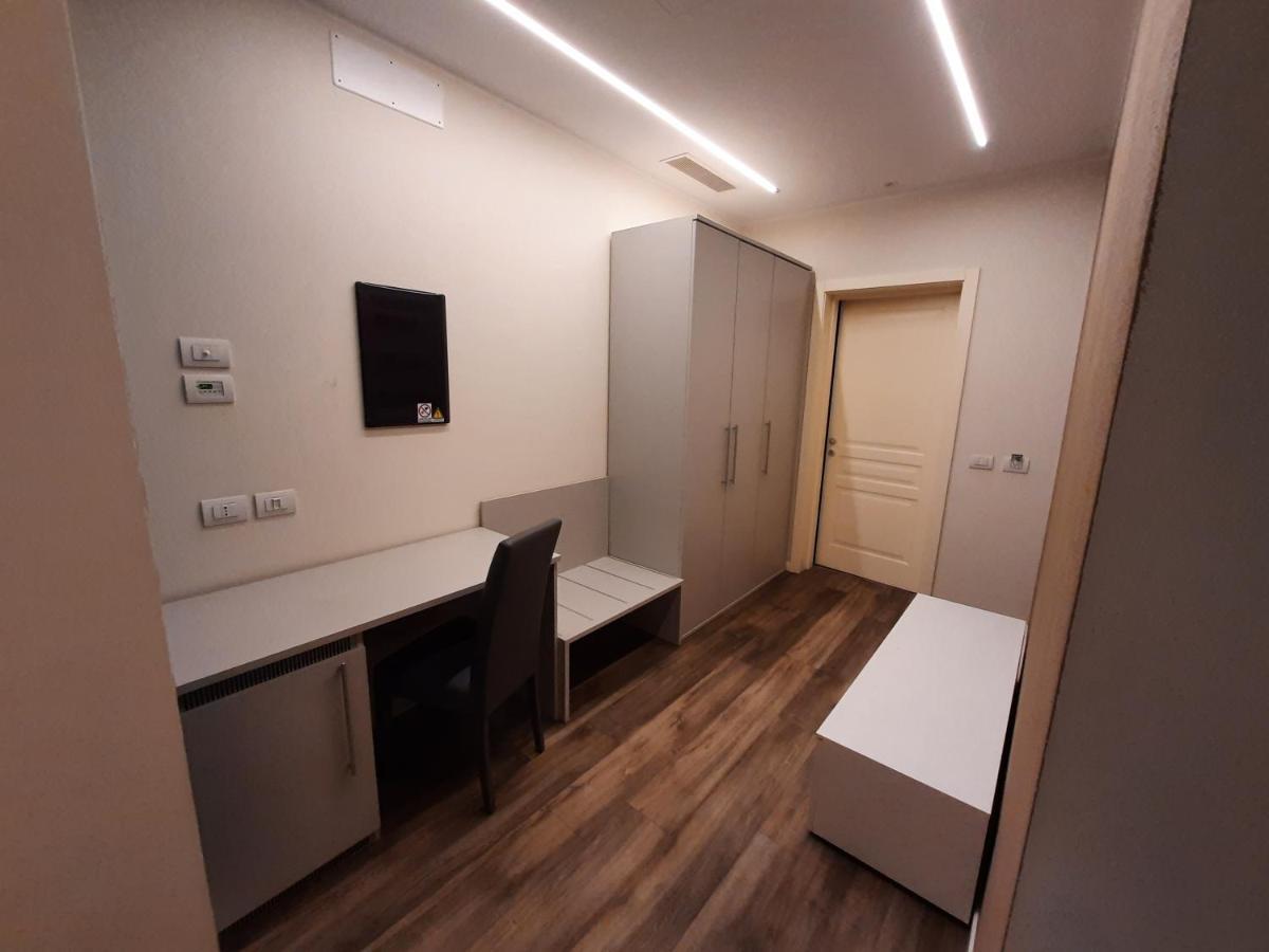 Stop&Go Suites And Apartments Maranello Kültér fotó